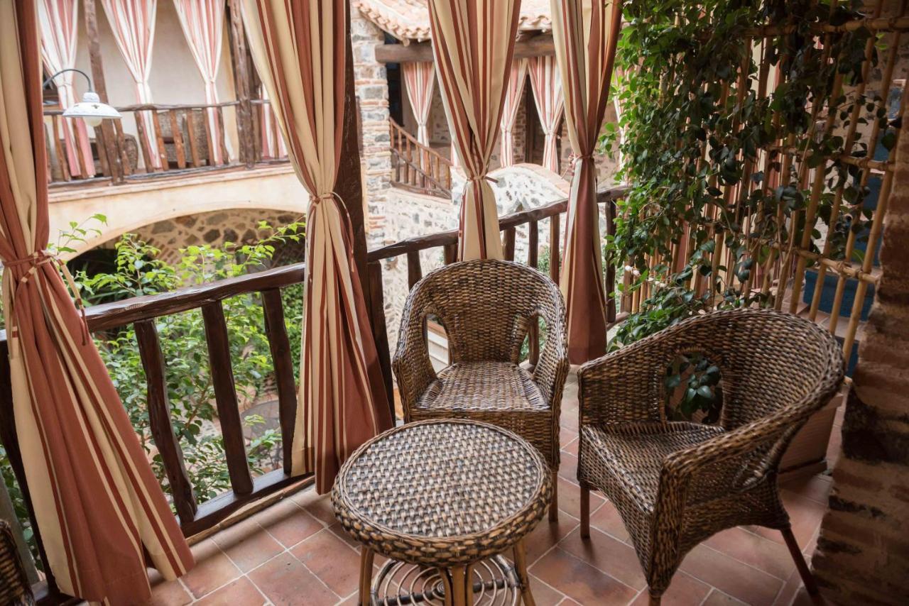 Hotel Anticos Palathos Орозеи Екстериор снимка